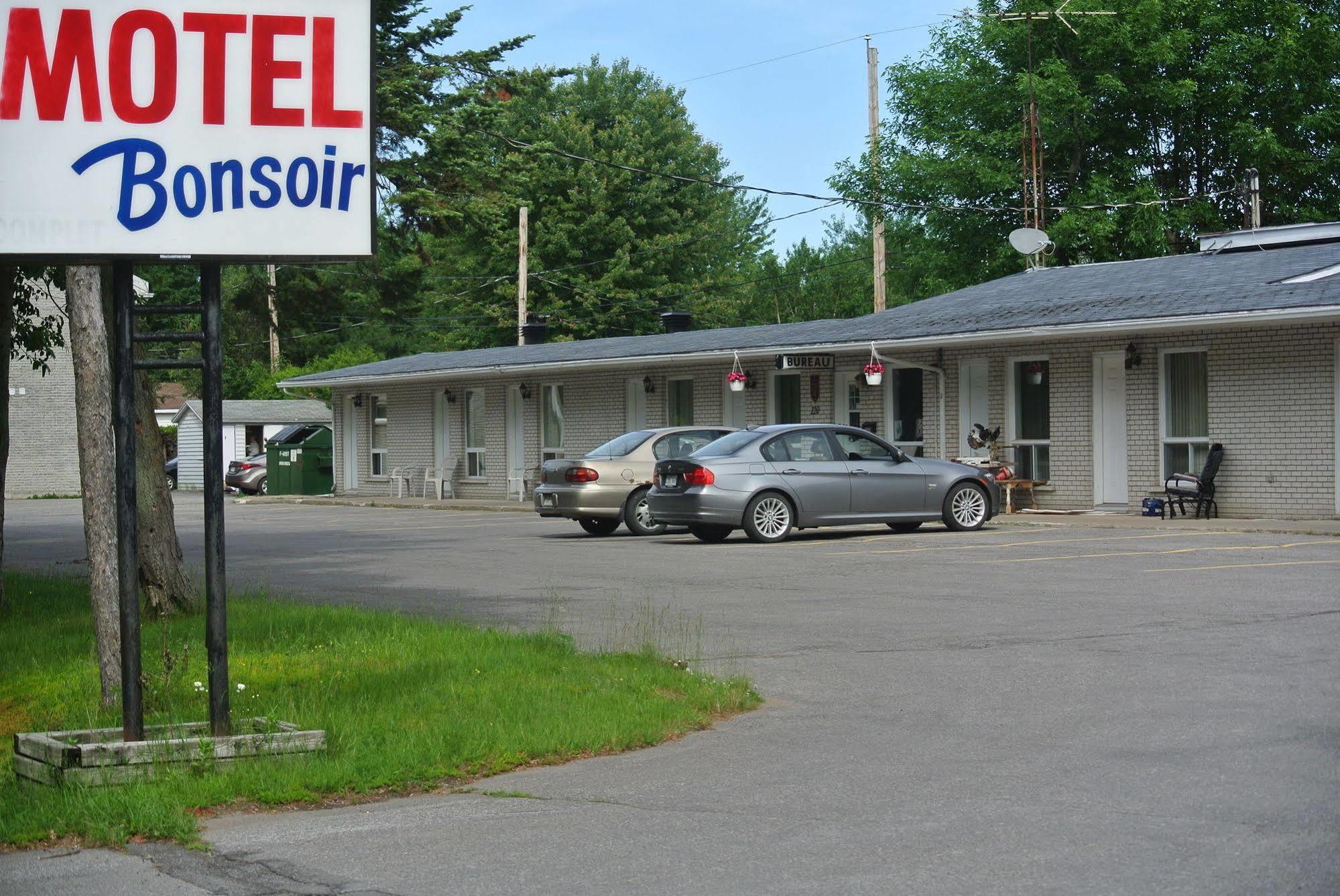 Motel Bonsoir Joliette Esterno foto